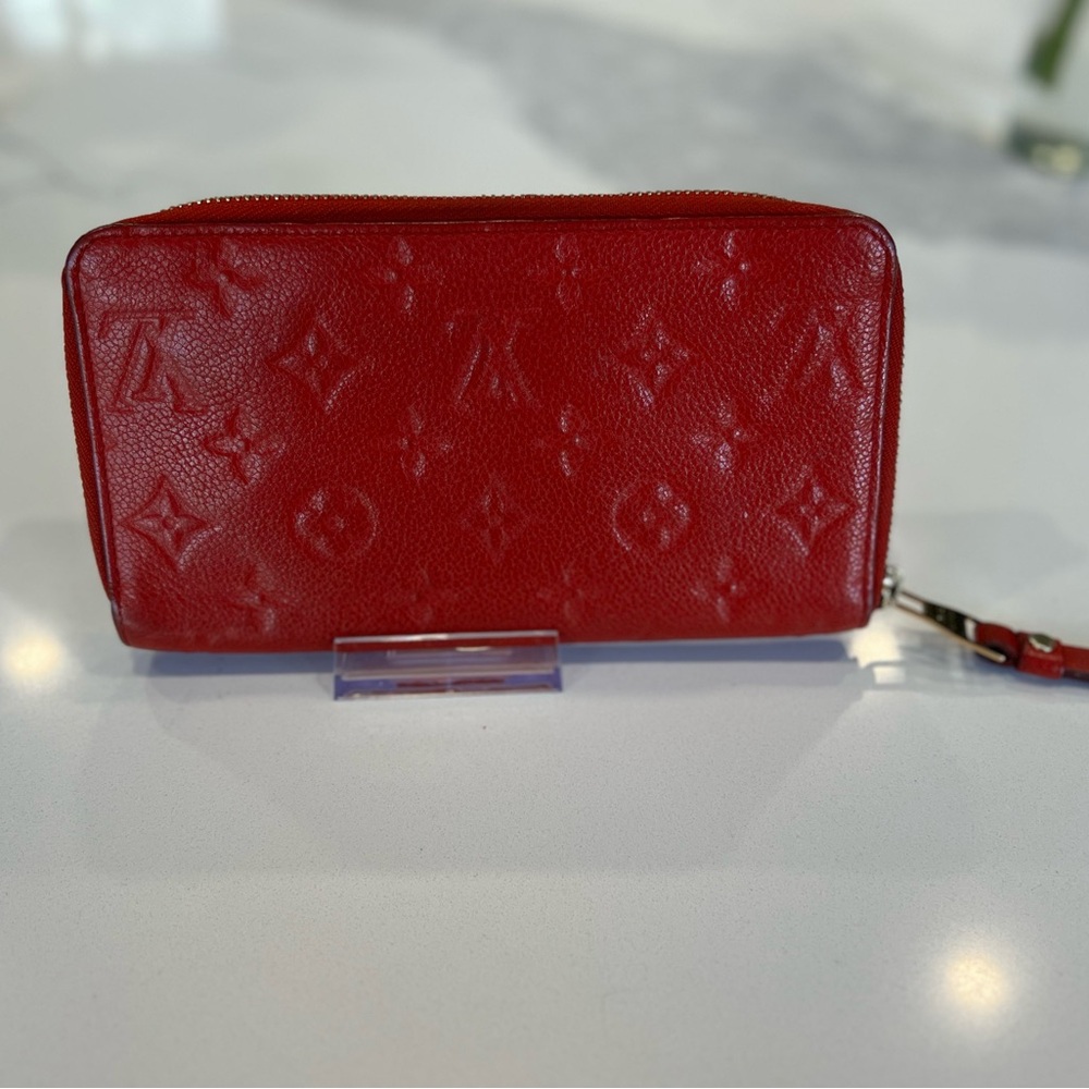 ✨ Rare Red Louis Vuitton Empreinte Zippy Wallet + Butterfly Charm ✨